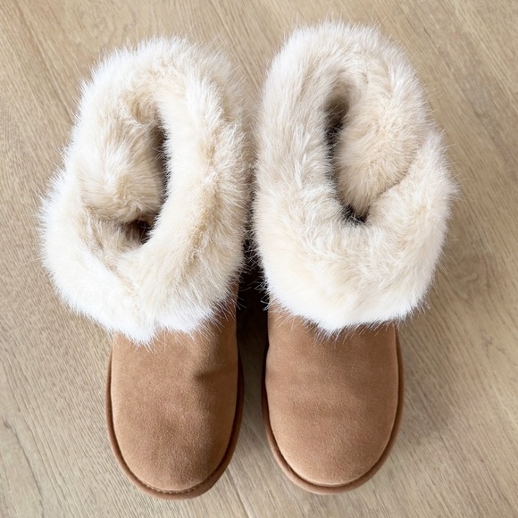 UGG Milla Chestnut Brown Leather Boots - Picture 7 of 12